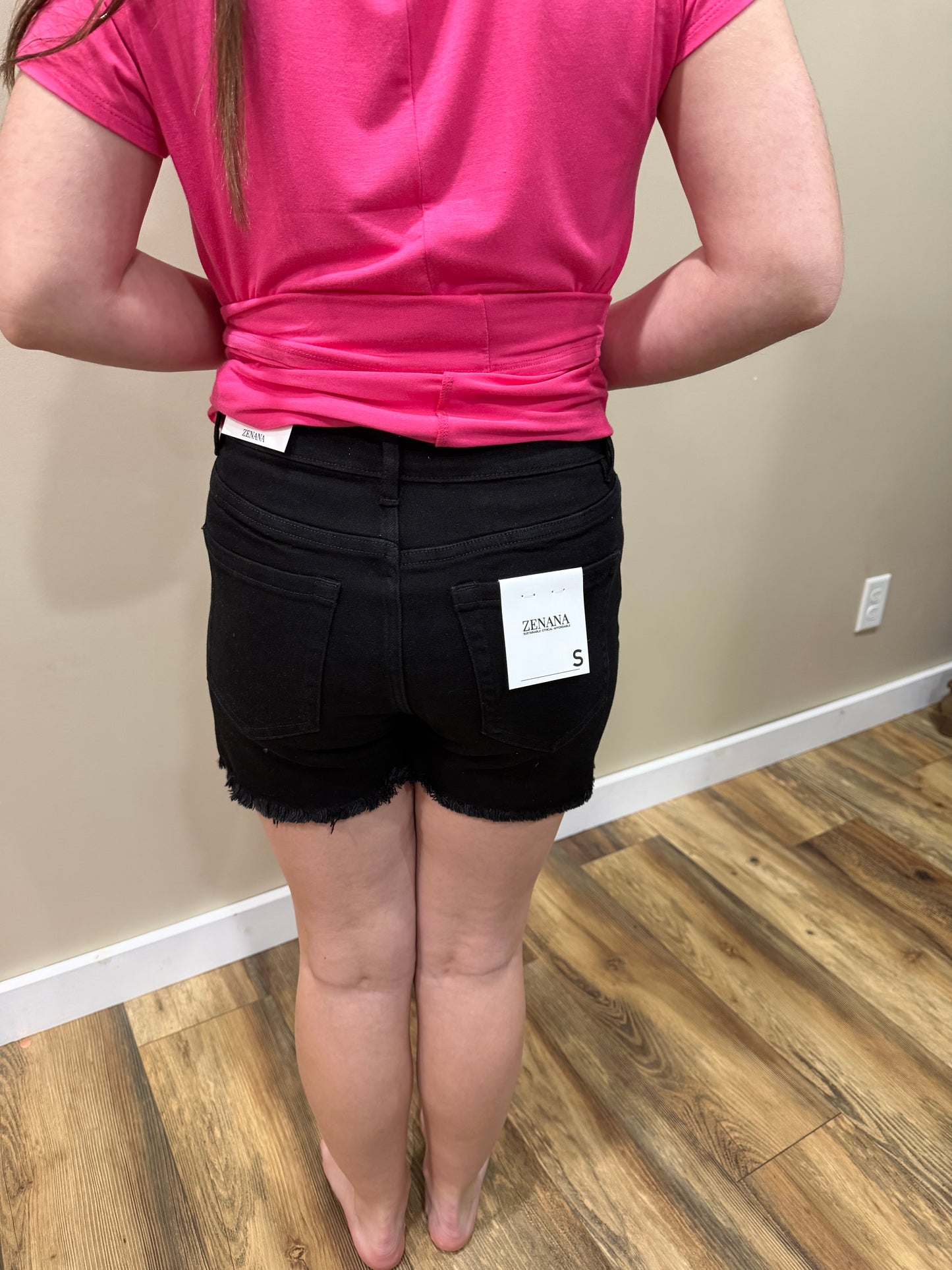 Essential Black Short