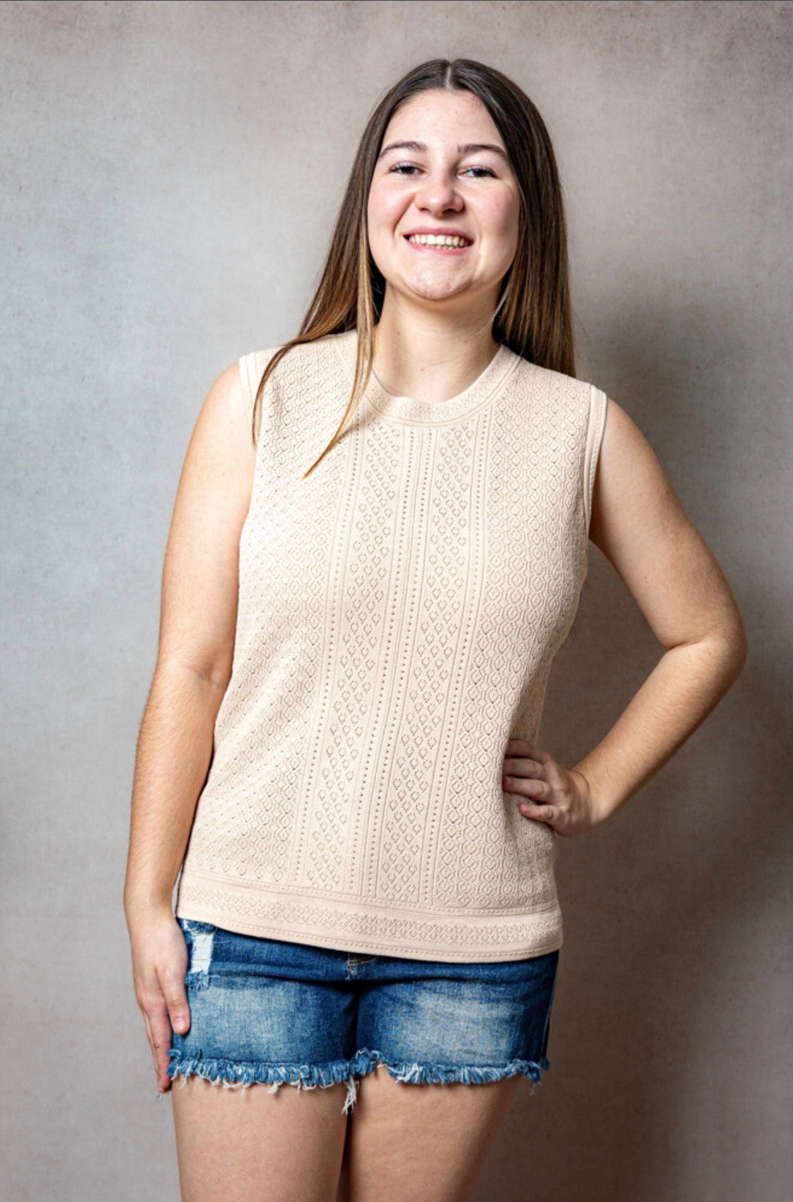 Neutral Texture Tank