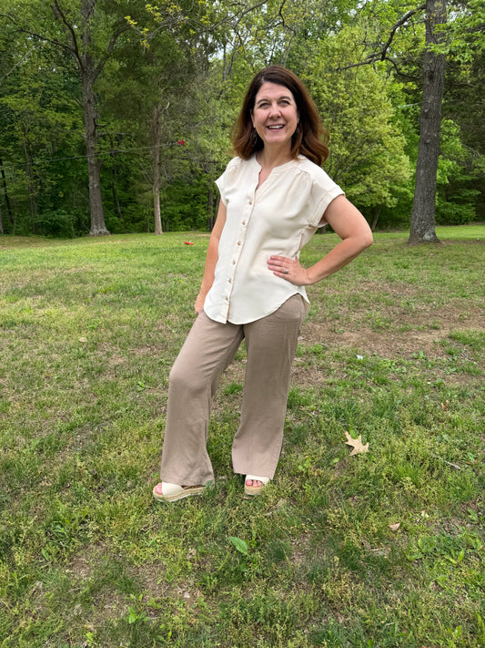 Effortless Grace Summer Top- Light Khaki Curvy